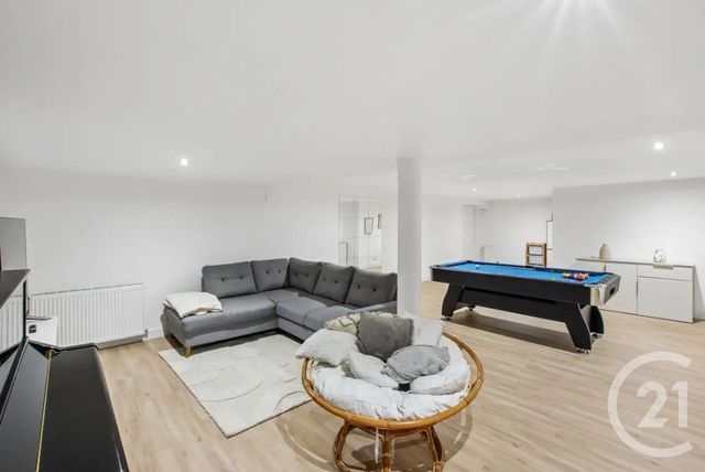 maison à vendre - 8 pièces - 246.0 m2 - ST MAUR DES FOSSES - 94 - ILE-DE-FRANCE - Century 21 Adamville