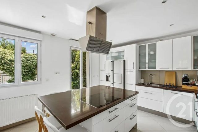 maison à vendre - 8 pièces - 246.0 m2 - ST MAUR DES FOSSES - 94 - ILE-DE-FRANCE - Century 21 Adamville