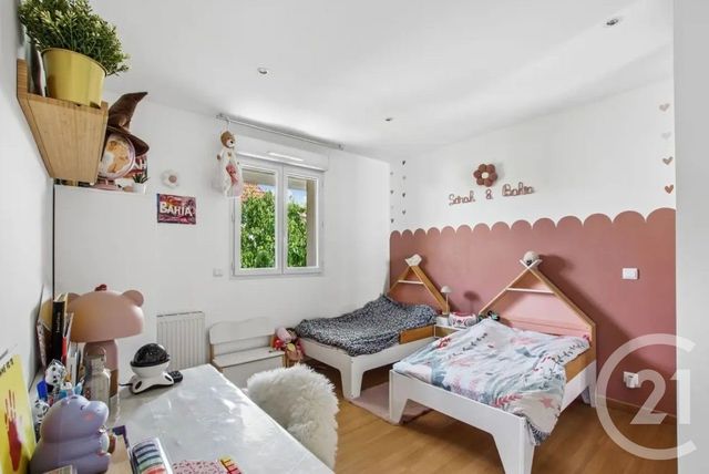 maison à vendre - 8 pièces - 246.0 m2 - ST MAUR DES FOSSES - 94 - ILE-DE-FRANCE - Century 21 Adamville