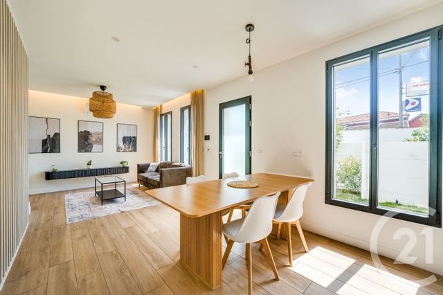 maison à vendre - 5 pièces - 72.0 m2 - ST MAUR DES FOSSES - 94 - ILE-DE-FRANCE - Century 21 Adamville