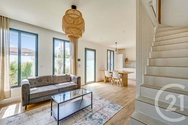 maison à vendre - 5 pièces - 72.0 m2 - ST MAUR DES FOSSES - 94 - ILE-DE-FRANCE - Century 21 Adamville