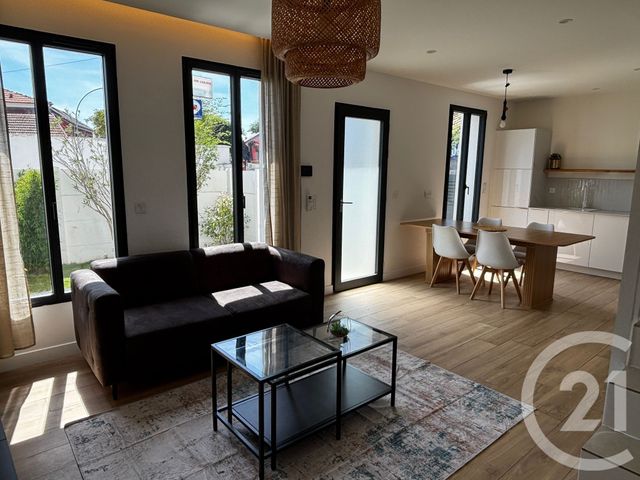 maison à vendre - 5 pièces - 72.0 m2 - ST MAUR DES FOSSES - 94 - ILE-DE-FRANCE - Century 21 Adamville