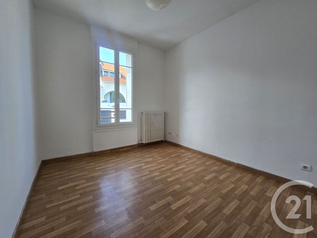 maison à vendre - 6 pièces - 80.31 m2 - ST MAUR DES FOSSES - 94 - ILE-DE-FRANCE - Century 21 Adamville