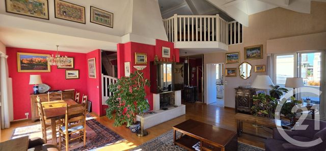 Appartement F9 à vendre - 9 pièces - 143.82 m2 - ST MAUR DES FOSSES - 94 - ILE-DE-FRANCE - Century 21 Adamville