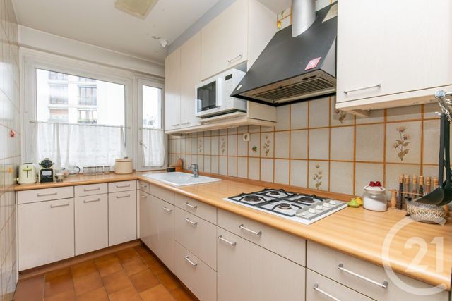 Appartement F2 à vendre - 2 pièces - 46.5 m2 - ST MAUR DES FOSSES - 94 - ILE-DE-FRANCE - Century 21 Adamville