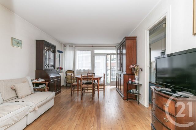 Appartement F2 à vendre ST MAUR DES FOSSES