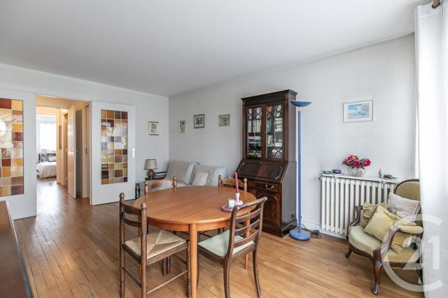 Appartement F2 à vendre - 2 pièces - 46.5 m2 - ST MAUR DES FOSSES - 94 - ILE-DE-FRANCE - Century 21 Adamville