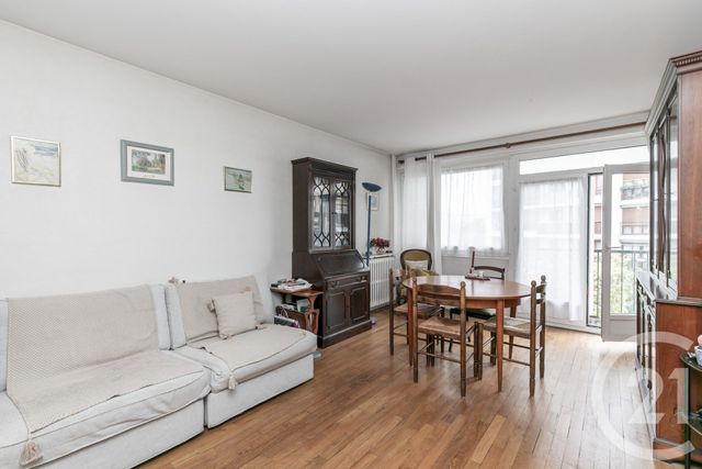 Appartement F2 à vendre - 2 pièces - 46.5 m2 - ST MAUR DES FOSSES - 94 - ILE-DE-FRANCE - Century 21 Adamville