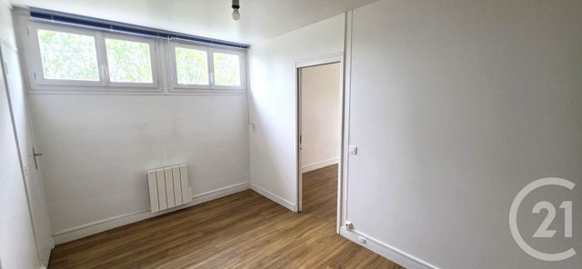 Appartement F2 à vendre - 2 pièces - 36.68 m2 - ST MAUR DES FOSSES - 94 - ILE-DE-FRANCE - Century 21 Adamville