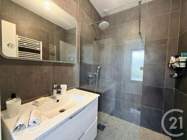 maison à vendre - 6 pièces - 165.0 m2 - ST MAUR DES FOSSES - 94 - ILE-DE-FRANCE - Century 21 Adamville