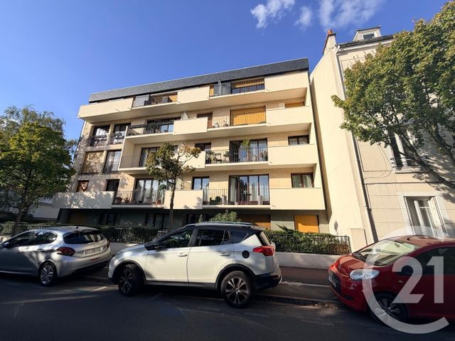 Appartement F3 à vendre ST MAUR DES FOSSES