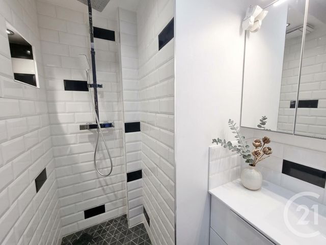 maison à vendre - 10 pièces - 200.0 m2 - ST MAUR DES FOSSES - 94 - ILE-DE-FRANCE - Century 21 Adamville