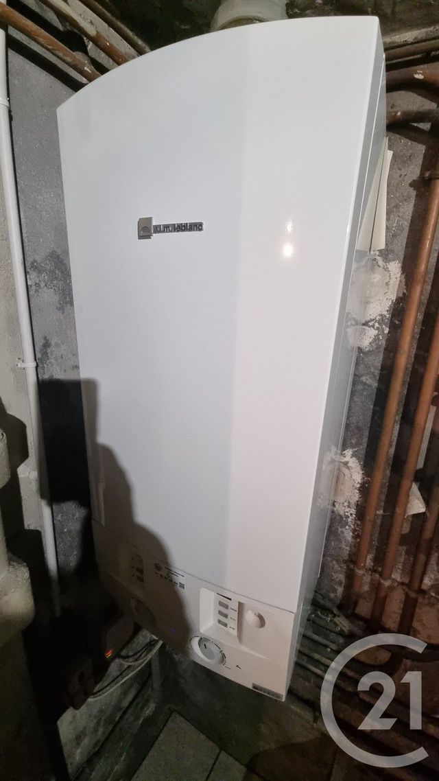 Appartement F3 à vendre - 4 pièces - 55.83 m2 - ST MAUR DES FOSSES - 94 - ILE-DE-FRANCE - Century 21 Adamville