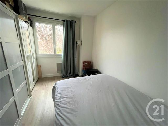 Appartement F2 à louer - 2 pièces - 40.0 m2 - ST MAUR DES FOSSES - 94 - ILE-DE-FRANCE - Century 21 Adamville