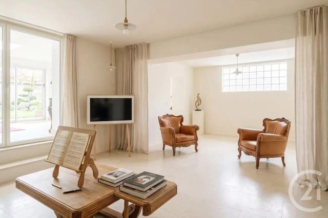 maison à vendre - 11 pièces - 255.52 m2 - ST MAUR DES FOSSES - 94 - ILE-DE-FRANCE - Century 21 Adamville