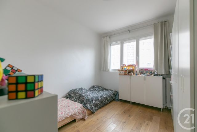 Appartement F3 à vendre - 3 pièces - 61.53 m2 - ST MAUR DES FOSSES - 94 - ILE-DE-FRANCE - Century 21 Adamville