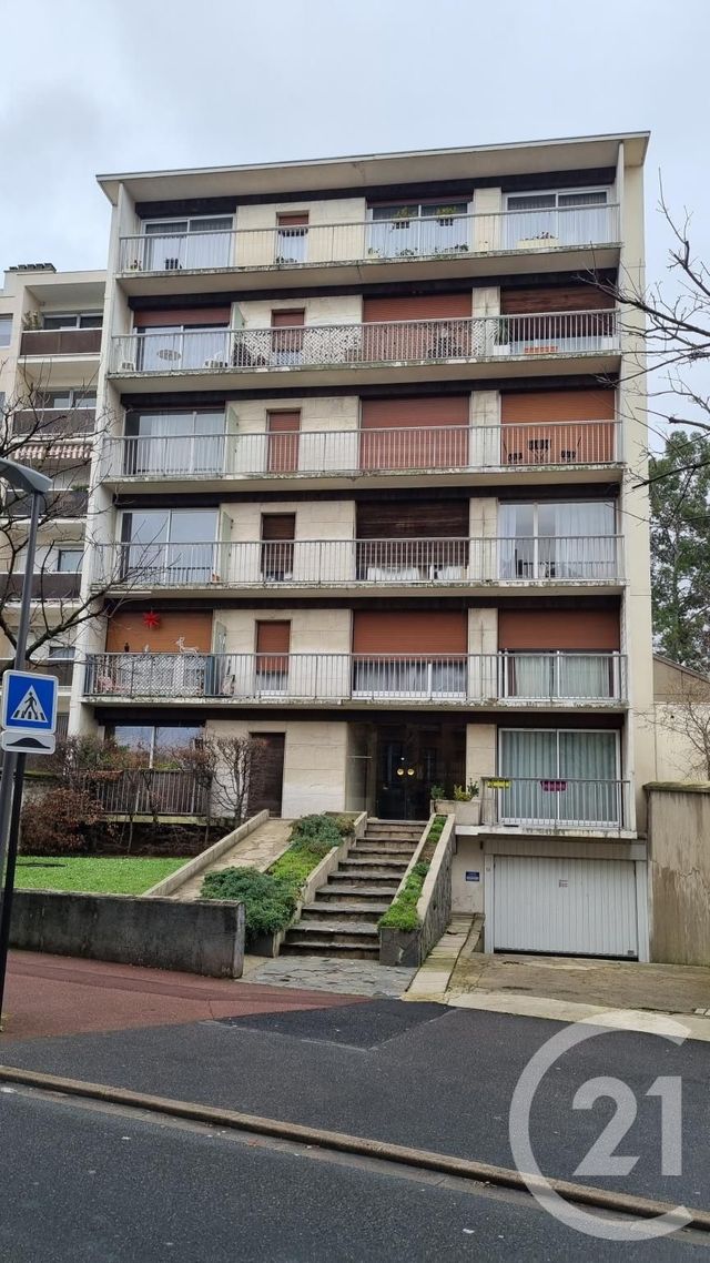 Appartement F1 à vendre - 1 pièce - 29.59 m2 - ST MAUR DES FOSSES - 94 - ILE-DE-FRANCE - Century 21 Adamville