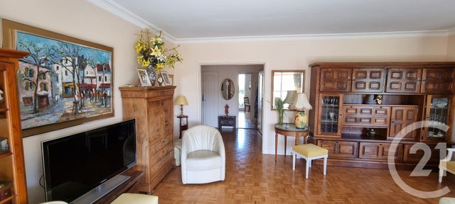 Appartement F5 à vendre - 5 pièces - 97.01 m2 - ST MAUR DES FOSSES - 94 - ILE-DE-FRANCE - Century 21 Adamville