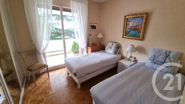 Appartement F5 à vendre - 5 pièces - 97.01 m2 - ST MAUR DES FOSSES - 94 - ILE-DE-FRANCE - Century 21 Adamville