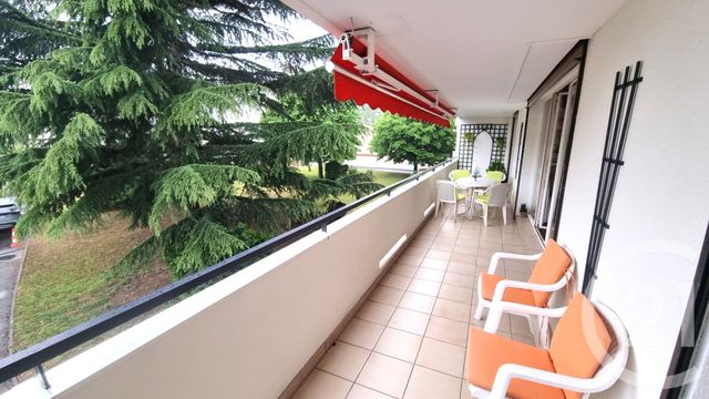 Appartement F5 à vendre - 5 pièces - 97.01 m2 - ST MAUR DES FOSSES - 94 - ILE-DE-FRANCE - Century 21 Adamville